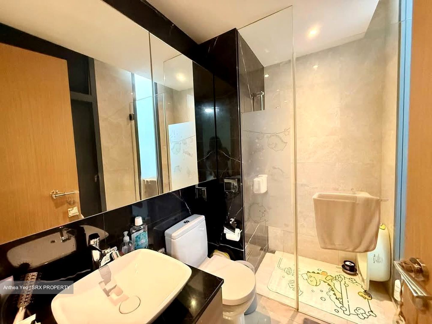 Belgravia Villas (D28), Terrace #574719451